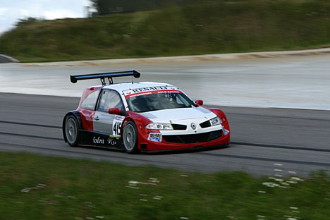 Med den rette opsætning er Frederik Holm lynende hurtig i sin Renault Megane Trophy
